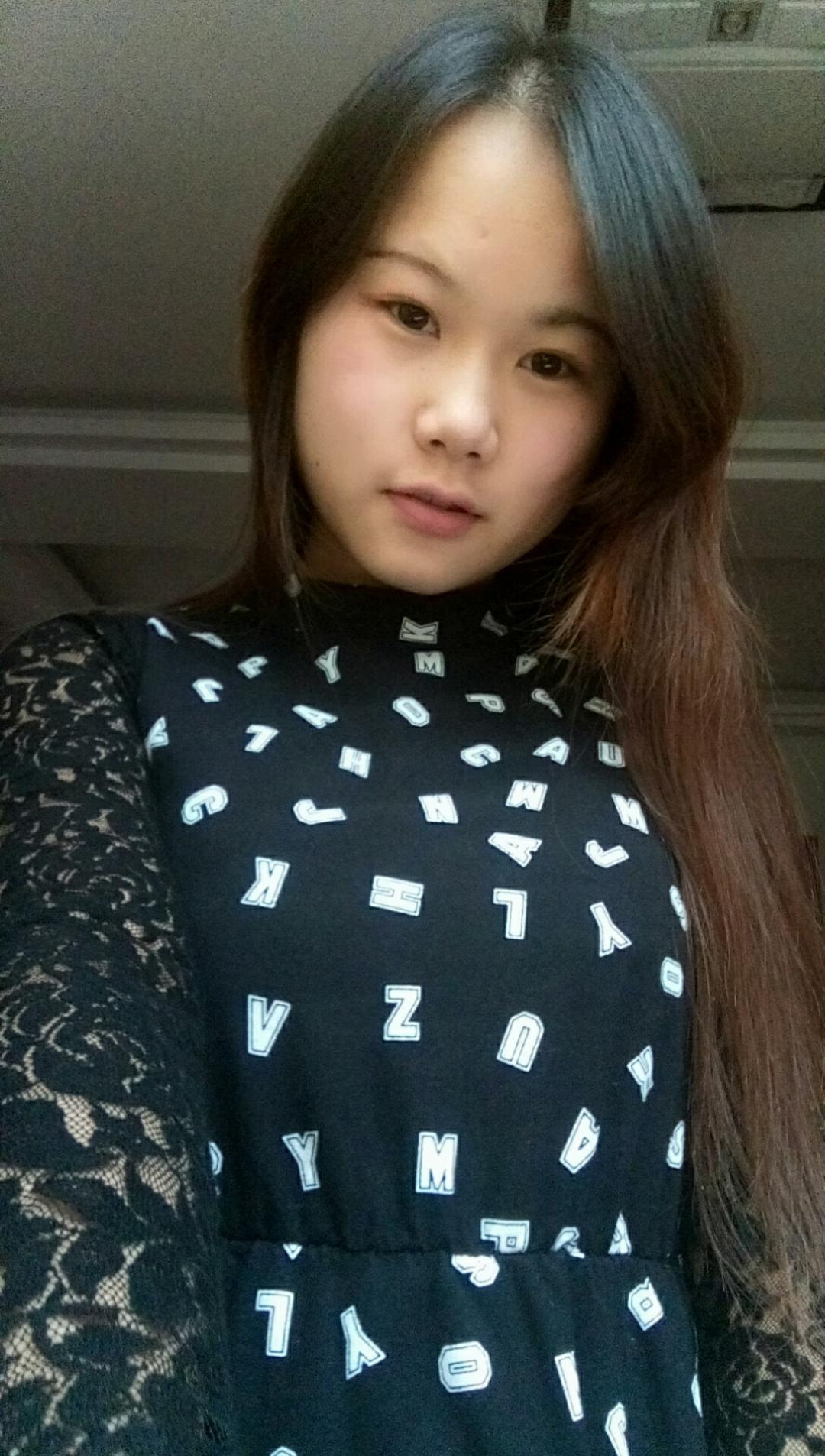 高额头脸圆的小个子女生<em>适合</em>该怎么<em>剪头发</em>? -