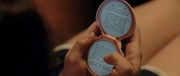 电影it follows里出现的这款贝壳电话是什么牌子