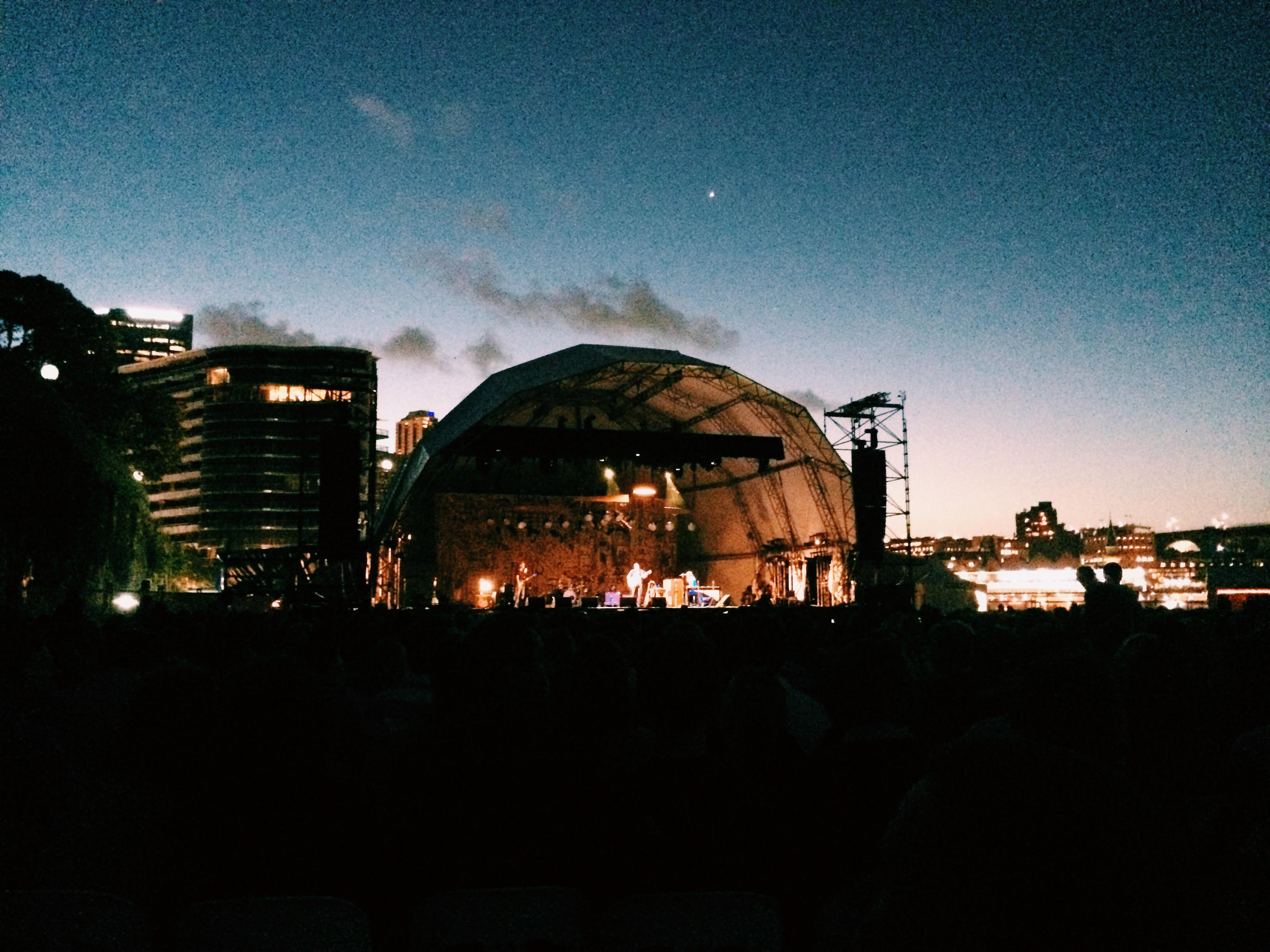 你有一个人去看演唱会的经历吗? - 韩国流行音