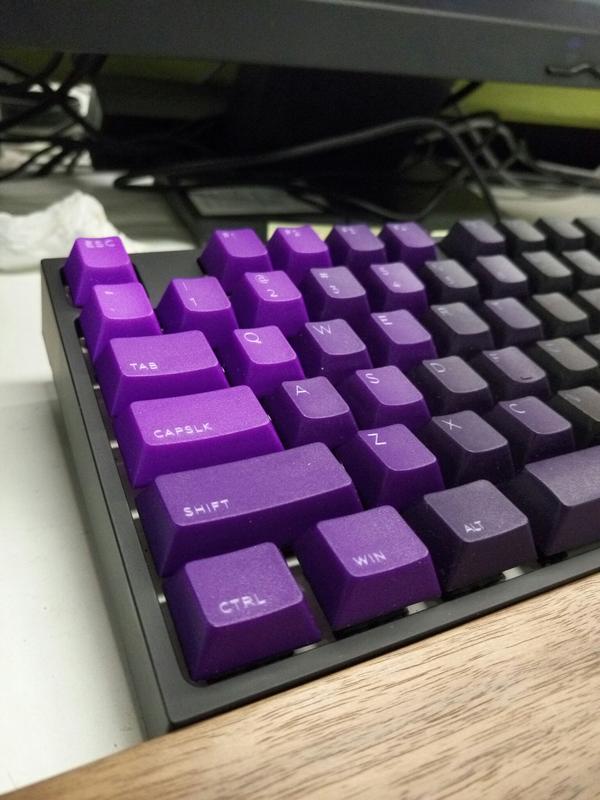 笔记本外接键盘怎么放_如何接键盘皮套单_键盘放笔记本上面支架