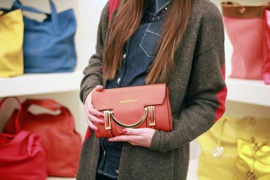 furla,coccinelle,anges.b哪个皮质比较好?同等价