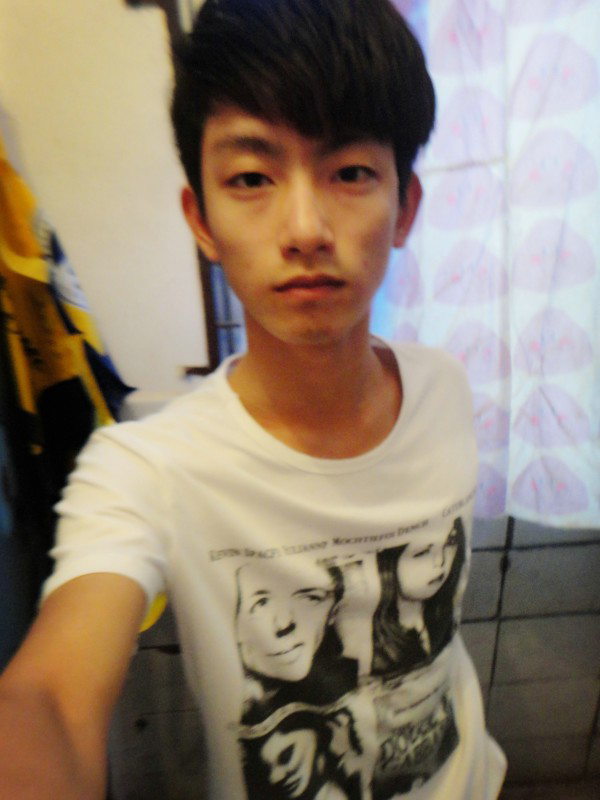 男生长得好看有哪些意义? - 匿名用户的回答