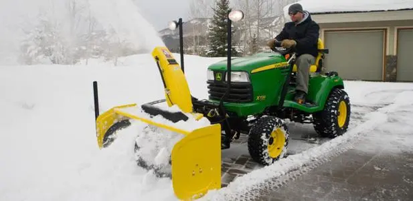 初雪将至自动除雪机分类及工作原理