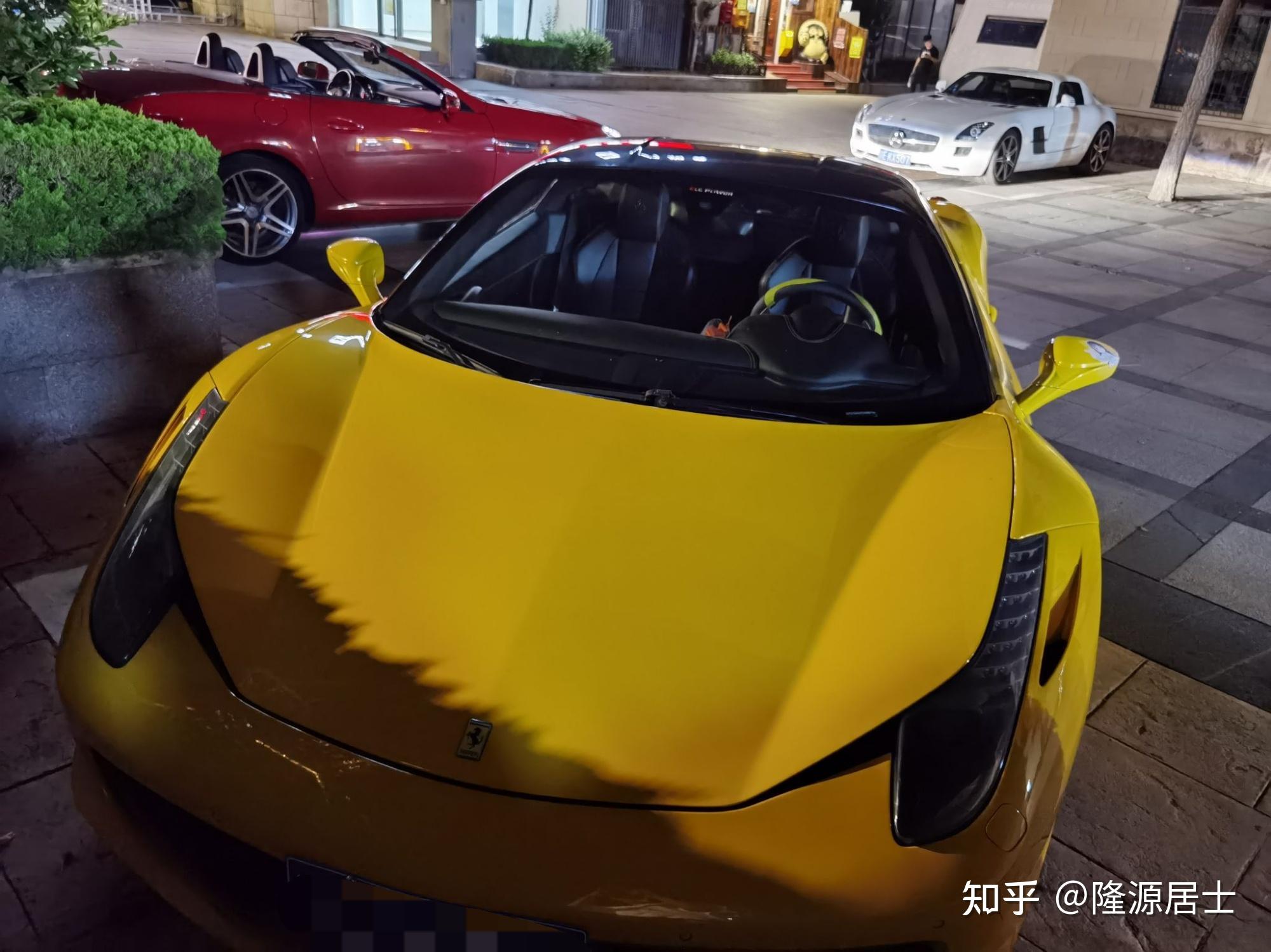 为什么开红色的法拉利就会显得很有裨益