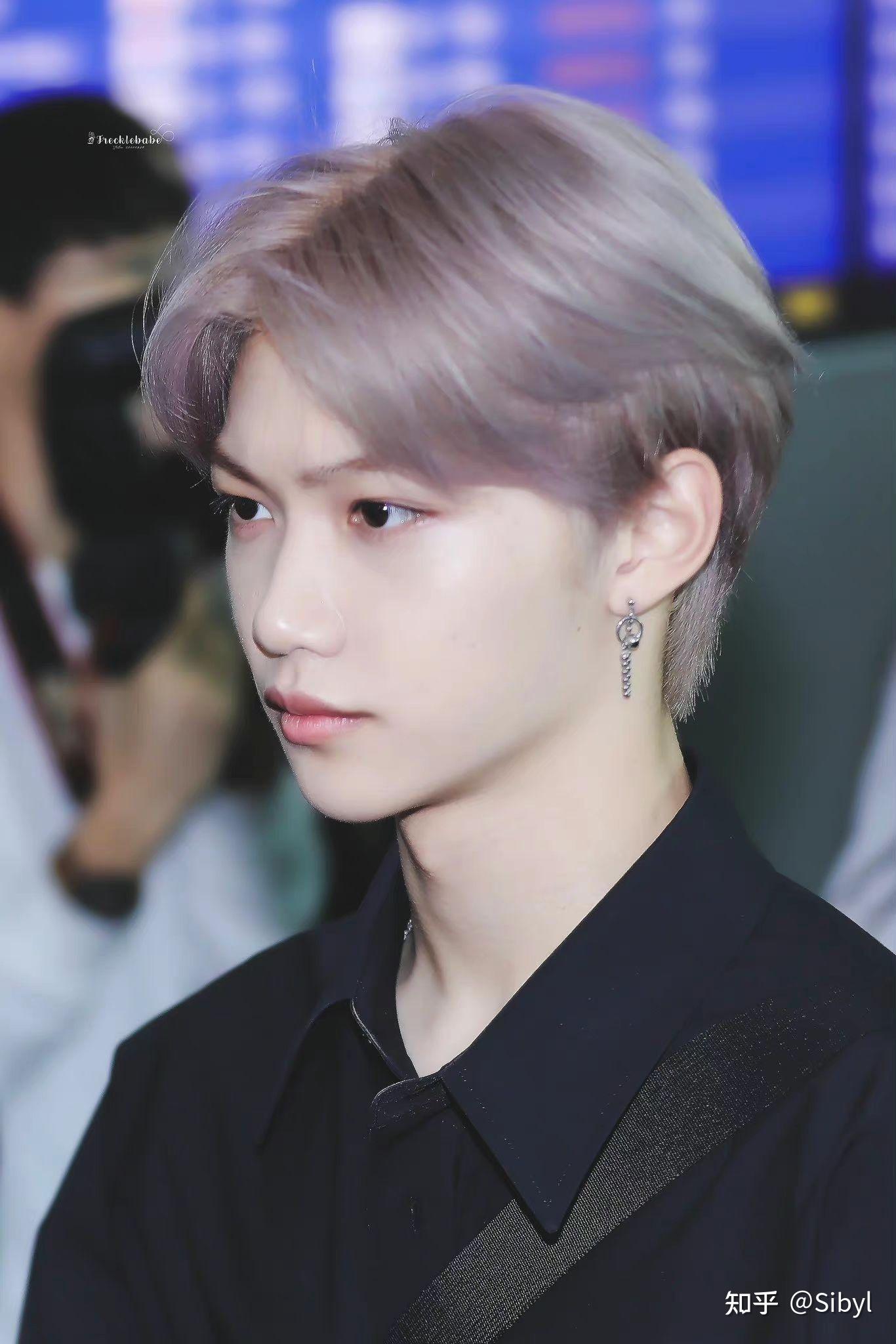 有人深扒straykids李龙馥felix变脸史吗