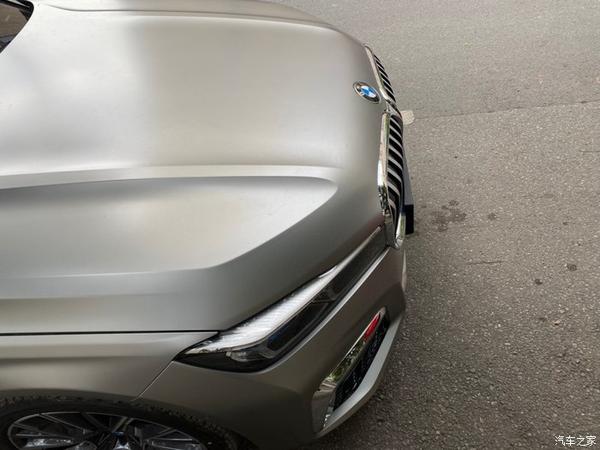磨砂神秘银宝马m760li xdrive v12 运动套装,成都提车