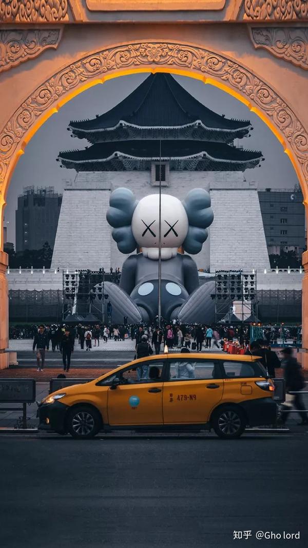 潮牌壁纸 | " kaws holiday 台北 " 精选潮流壁纸