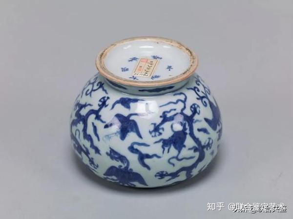 明嘉靖 青花龙纹水丞 日本东京国立博物馆
