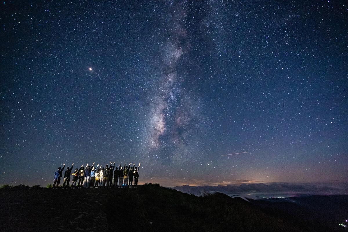 武功山星空帐篷,让你数着星星入眠!