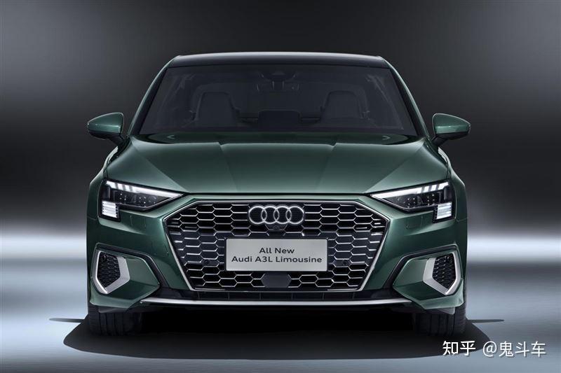 全新奥迪a3 sportback如今已历经四代更迭,全新车型的前脸比上一代更