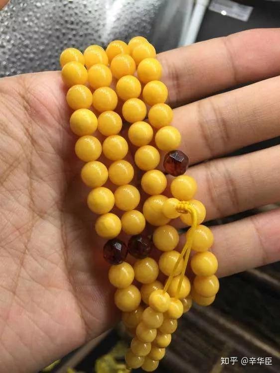 蜜蜡琥珀知多少为什么有的蜜蜡要烤色
