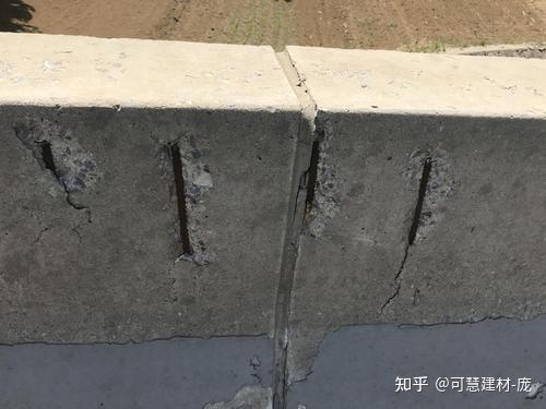 高速公路防撞墙结构修补施工方法