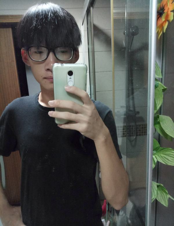学会打扮之后,同一个男生的颜值差异能有多大?