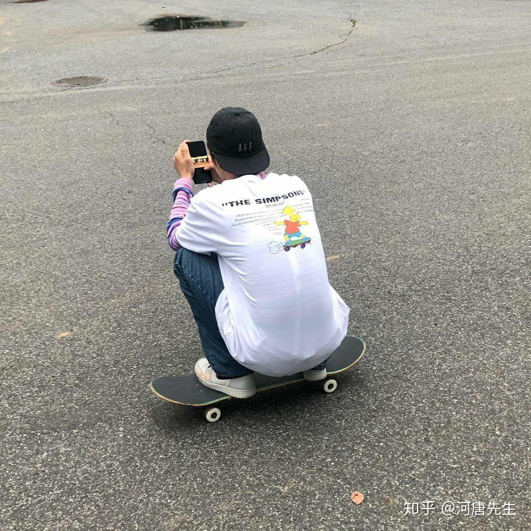 有没有王一博滑板的图