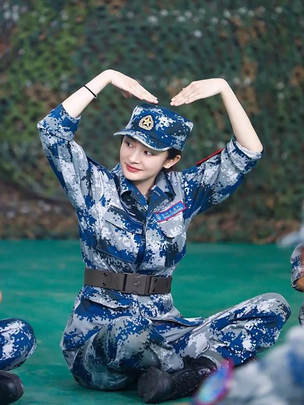 杨幂 你只看到她的美,没有看到她的拼