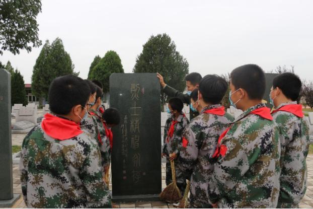 退休将军贾雪阳情牵教育在革命老区组建希望小学