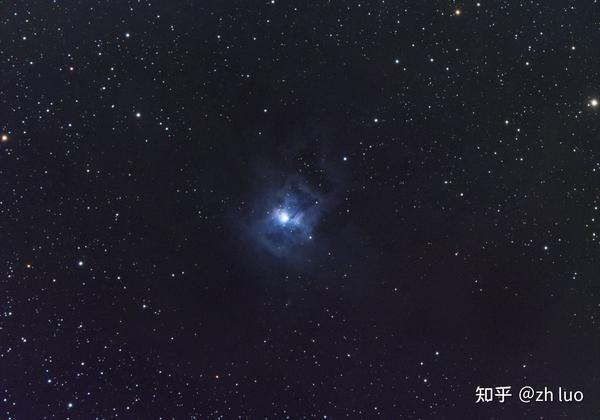 鸢尾花星云 ngc7023