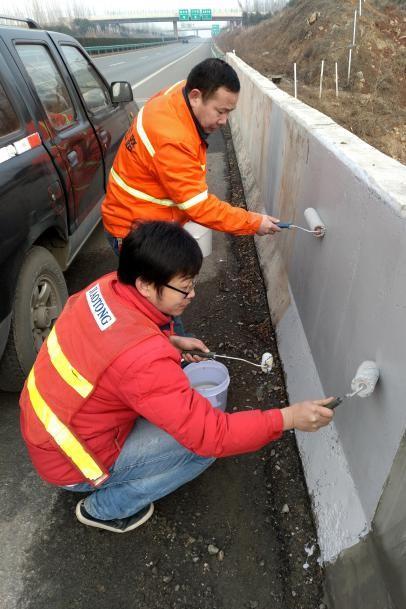高速公路防撞墙结构修补施工方法