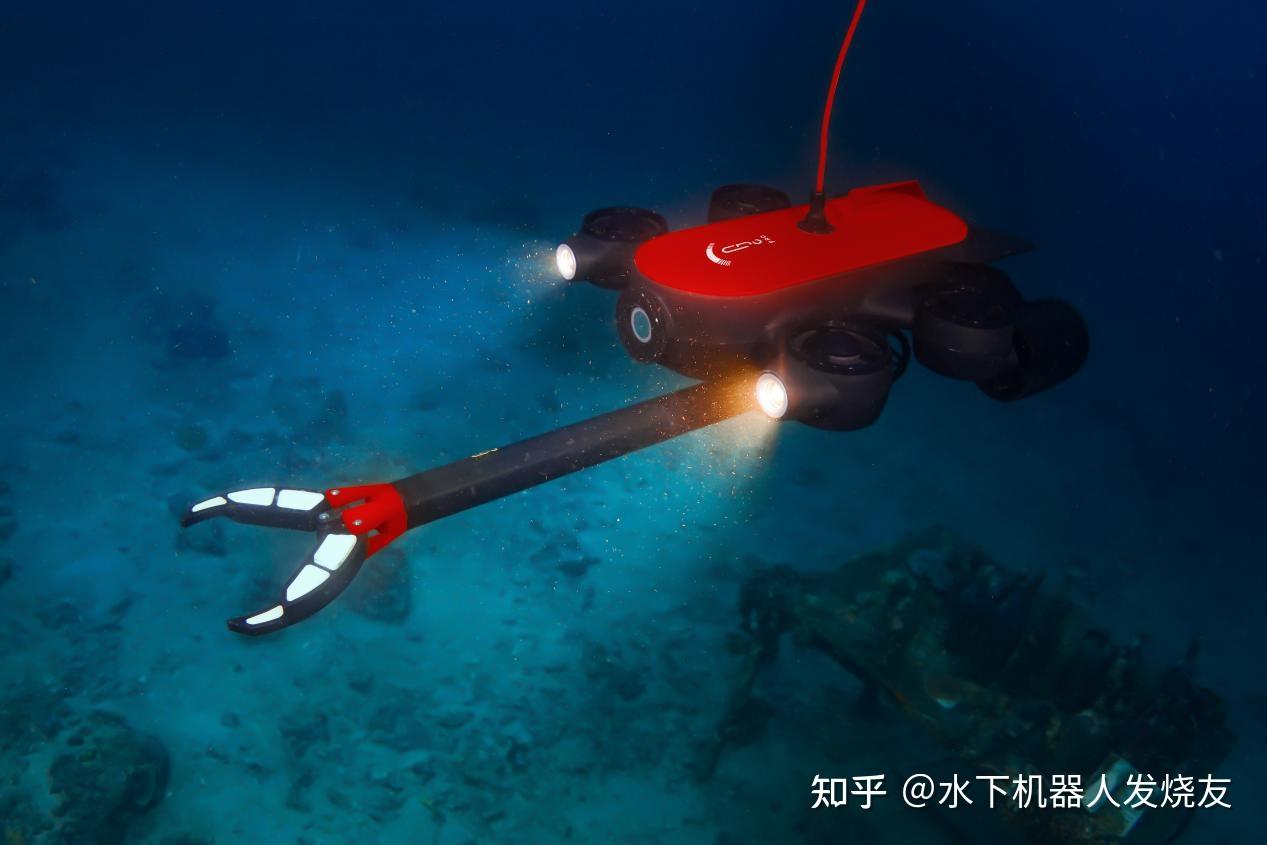 奔向星辰大海吉影水下机器人探一探航天员水下失重训练是怎么进行的