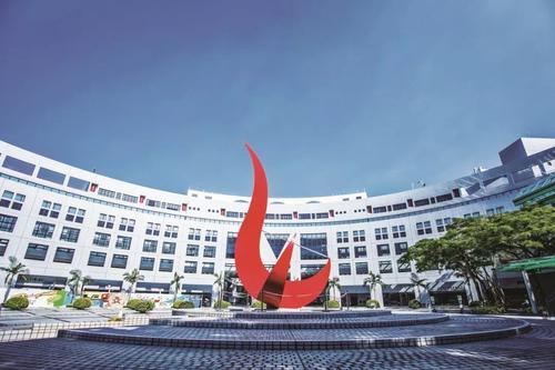 亚洲最年轻最受尊崇的商学院---香港科技大学