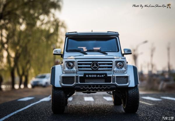 【山人模型摄】奔驰g500 4×4平方(模)
