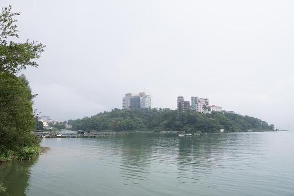 日月潭的阴雨天竟然也很美