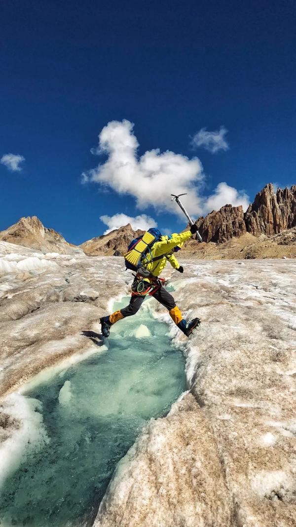 是谁弄脏了这座最美6000米山峰