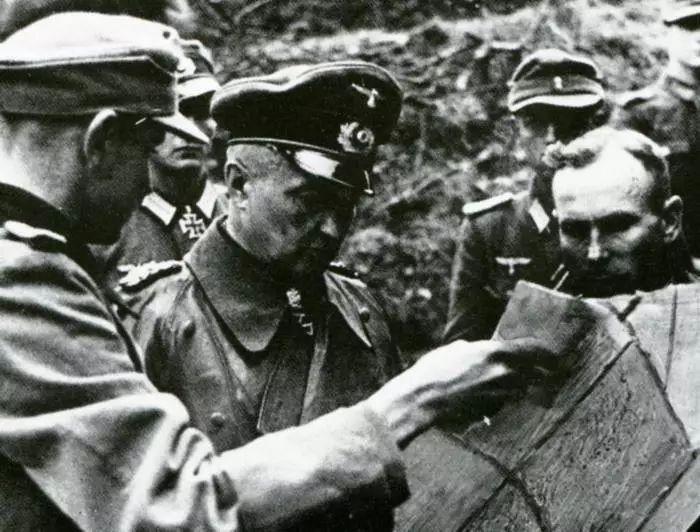 自媒体 12 人 赞同了该文章 全称"勒热夫-瑟乔夫卡"的战役,从1942年1