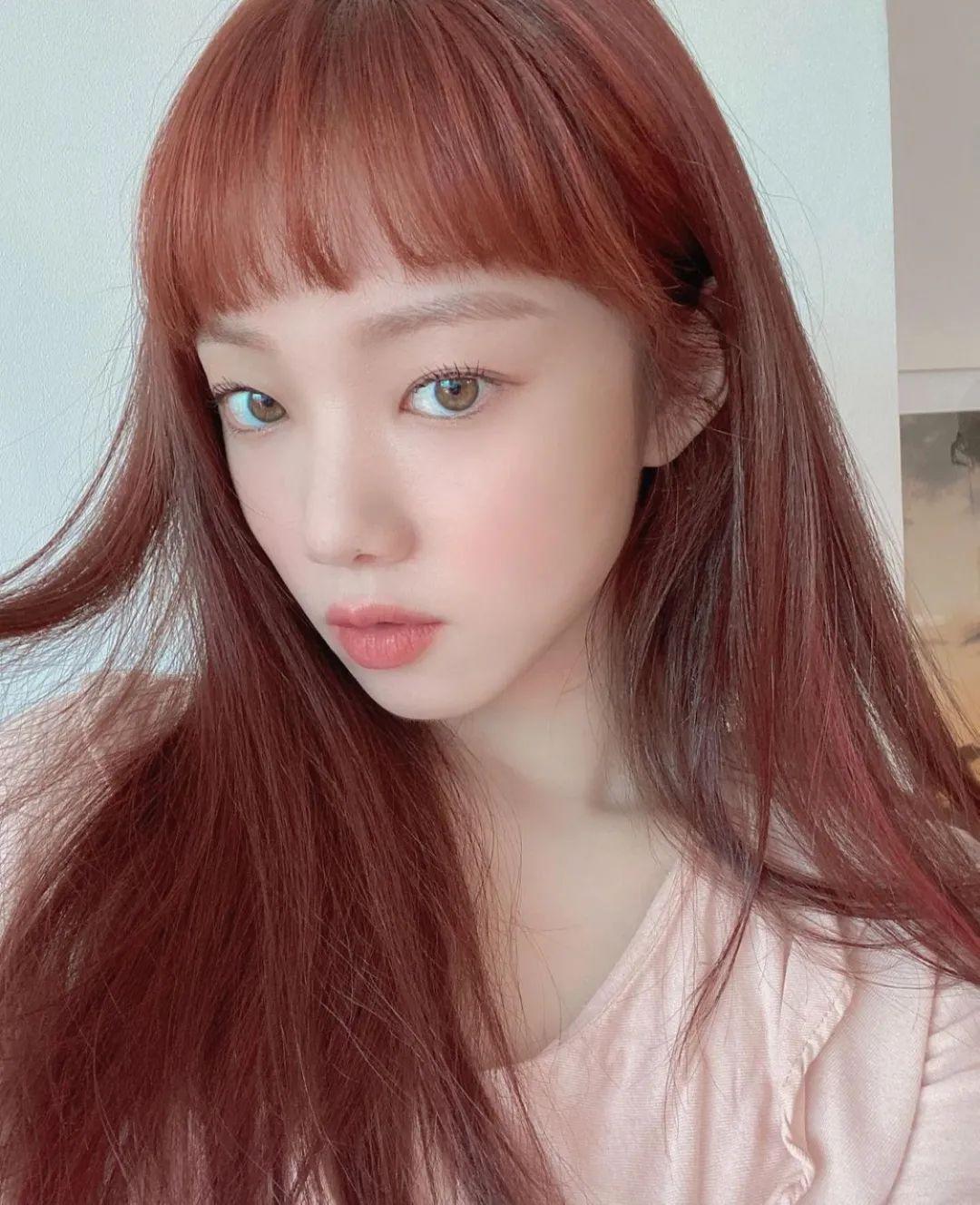 女明星同款,眉上刘海迎来春天