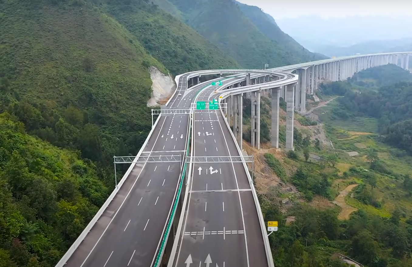 贵州高速公路设置匝道来实现掉头