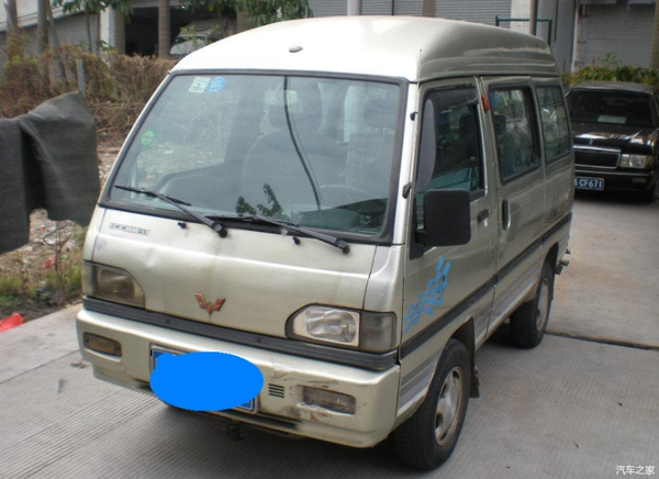 面包车天天跑烂路都没事,为啥私家车就不行,这么"娇气