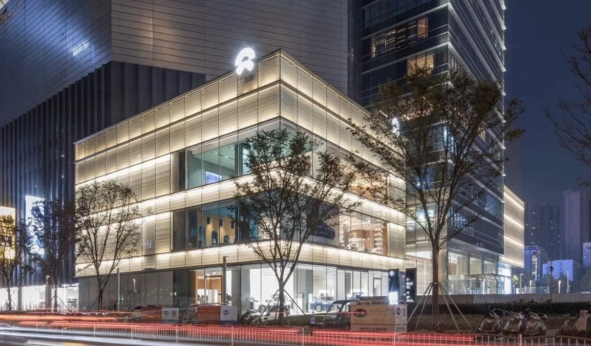心存高远 | 郑州正弘城 nio house 蔚来中心