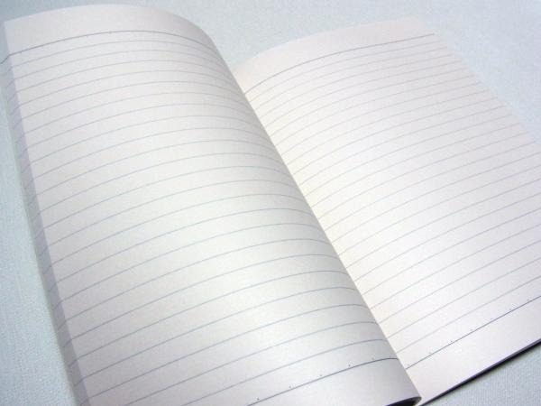它之所以被日本人热爱至今,主要是因为tsubame note 的内文纸使用的是