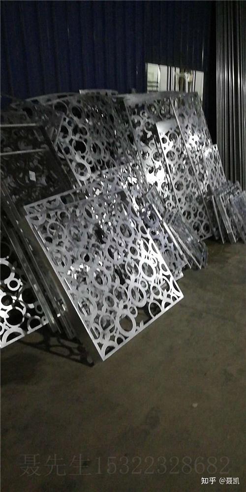 金属激光雕刻加工灰色镂空铝单板装饰门头幕墙设计铝合金穿孔板