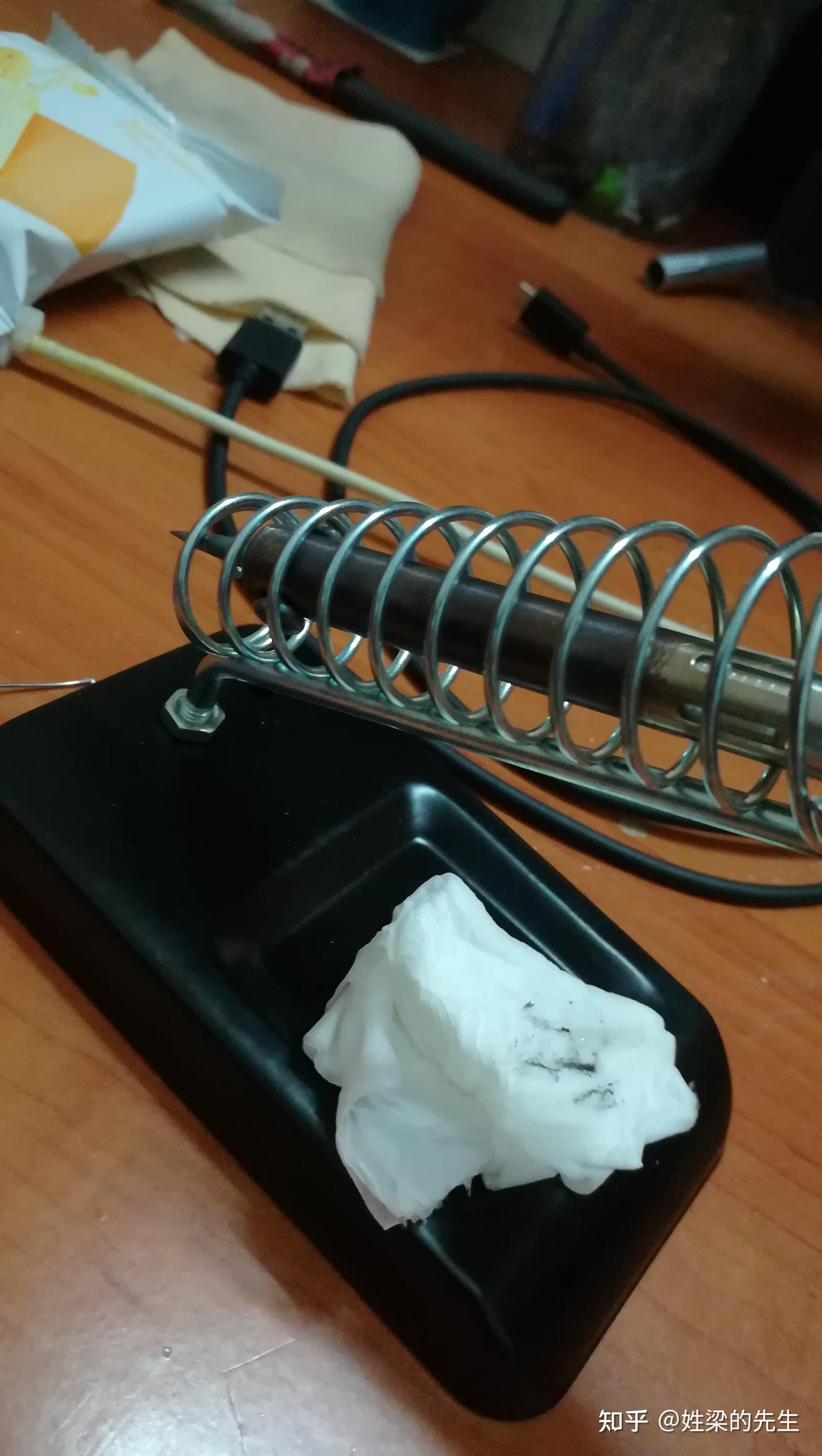 被烧的通红的烙铁烫是什么体验