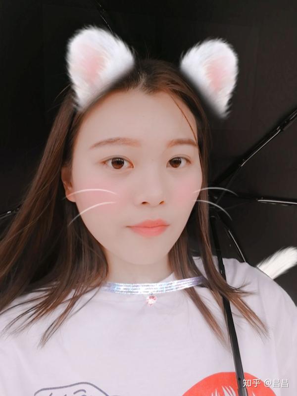 为什么抖音app里帅哥美女那么多?