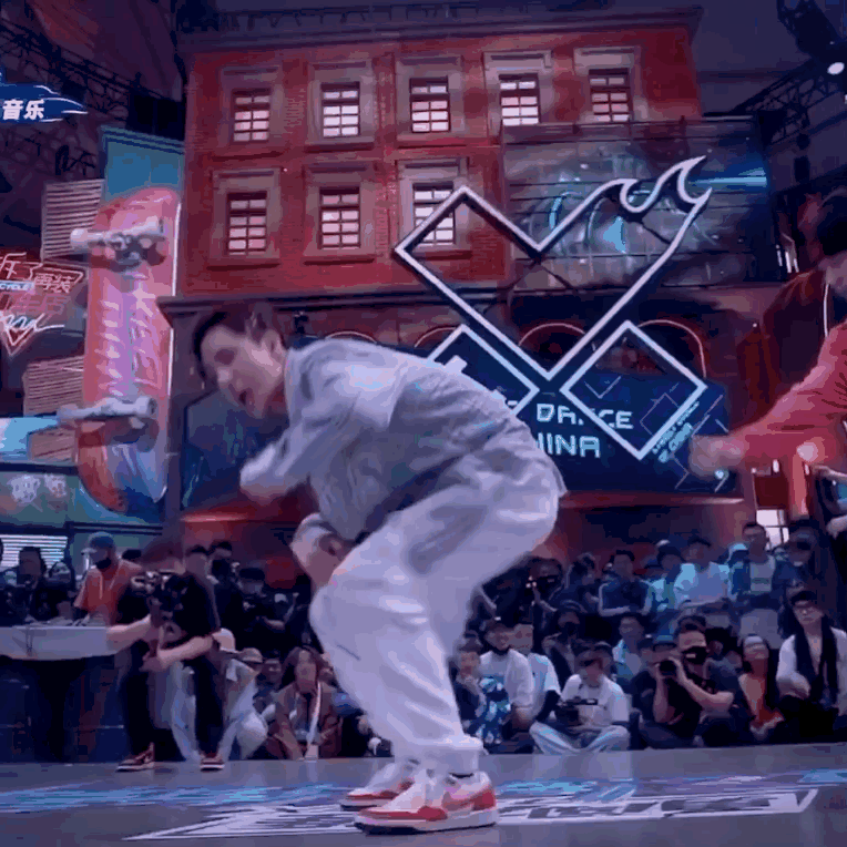 这就是街舞725第二场老王家皮你俩是真皮