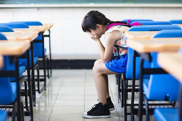 如何保护未成年人?看猥亵儿童罪的几种表现形式