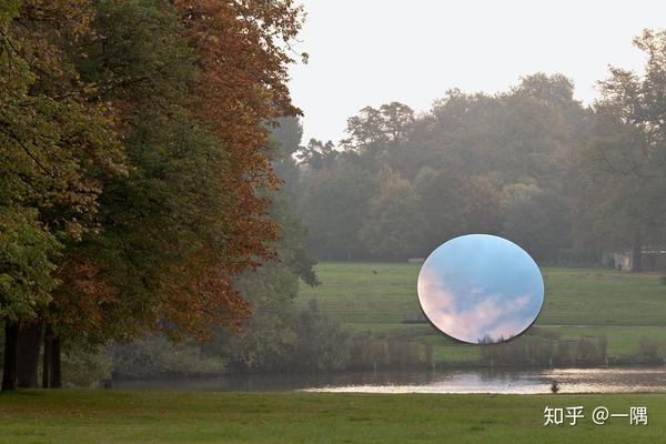 7镜子里的现实anishkapoor