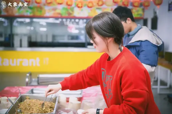 许嘉怡 | 国美折戟的她没有放弃,最终斩获川美榜眼!