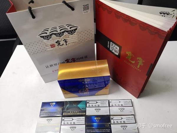 宽窄与益德成合跨时代合作的鼻烟产品:小清新,都是一大盒一大盒送的.