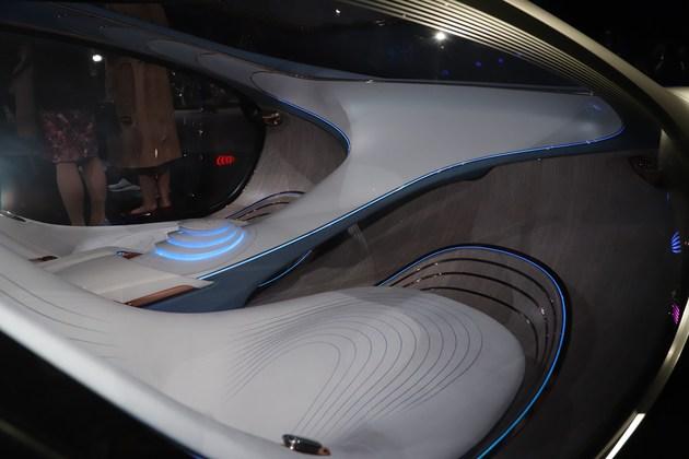 2021上海车展出行灵感天外来奔驰visionavtr概念车实拍
