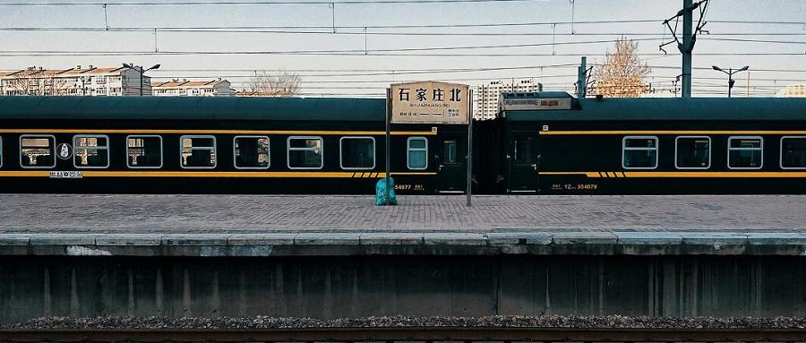 中国人对绿皮火车的情愫来自哪儿?