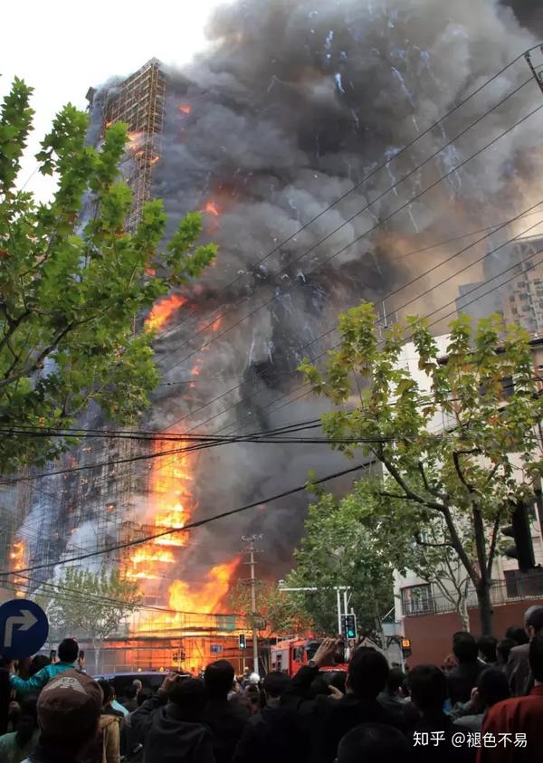 2010年11月15日,上海市胶州路718号胶州教师公寓发生火灾,造成58人