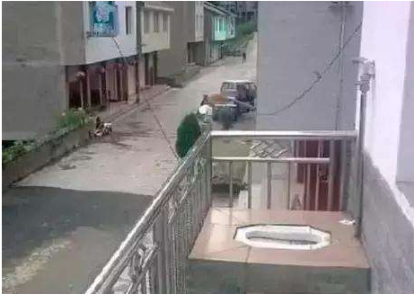 哭笑不得的奇葩设计,父母的土味装修,这种大脑洞设计你敢装吗