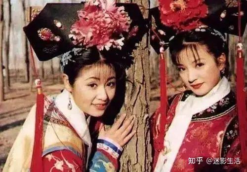 为什么现在许多人看还珠格格和情深深雨蒙蒙对剧中很多人物的评价与