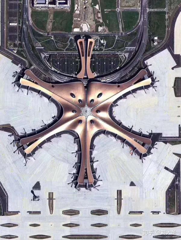 北京二号卫星2019年9月18日从60万米高空拍摄的北京大兴国际机场全貌