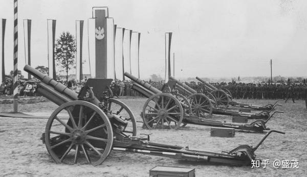 翼骑兵的战争之神——二战波兰骑士的100毫米榴弹炮和
