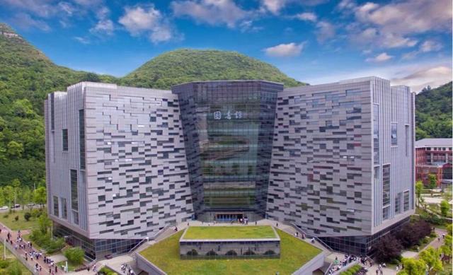 2021年贵州财经大学汉硕考研学姐:教育学二本跨考,复习3个月一战成硕