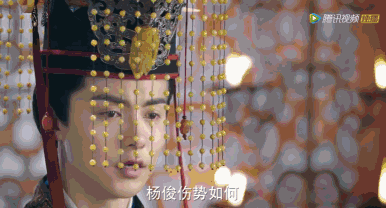 看见了看似有些搞笑的各种